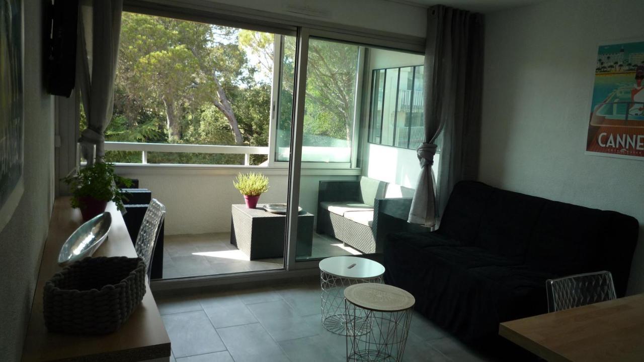 Appartementfrontdemersaintraphaelsantalucia Εξωτερικό φωτογραφία
